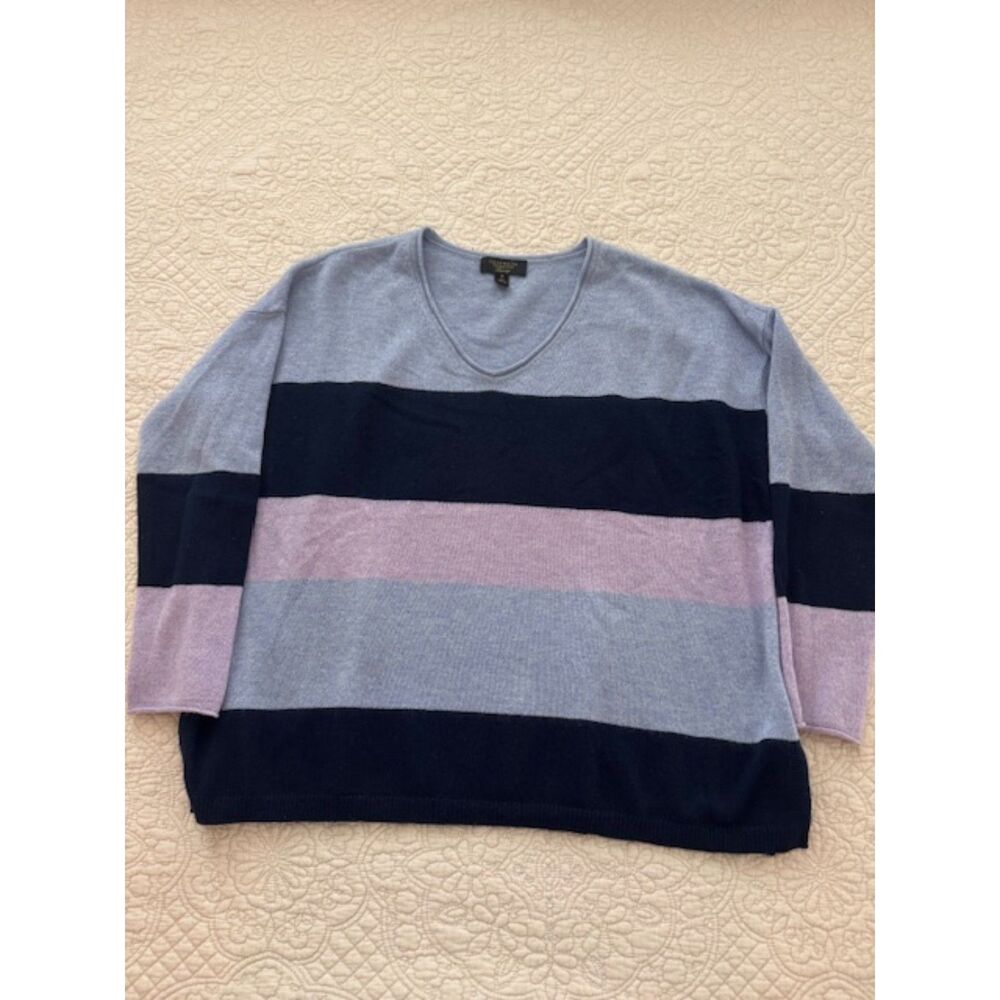 Charter Club Luxury Cashmere V-neck sweater Blue, size M
